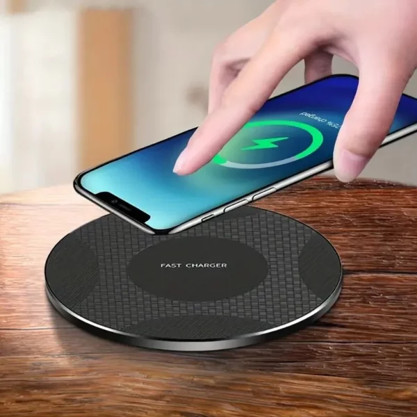 Fast Ultra-thin Wireless Phone Charging Station